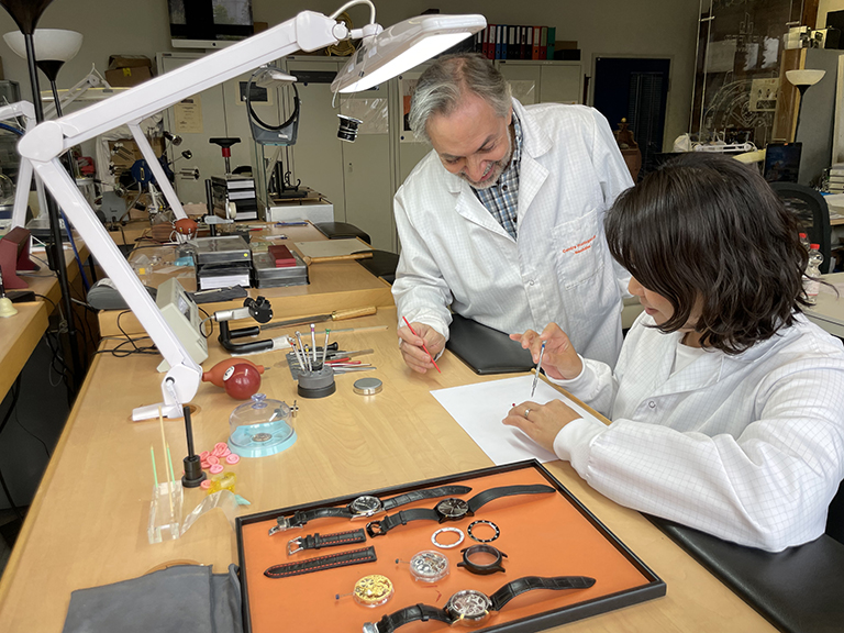 時計づくりの体験をしてみよう！